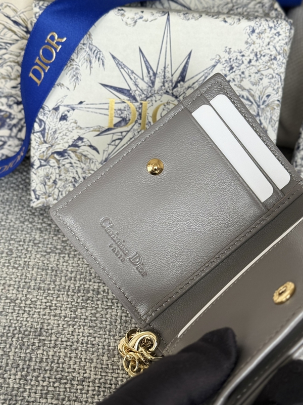 ディオール財布細部ディテール
